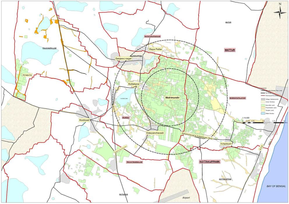 1 Approximate map of Auroville and the surrounding areas. In green are all the lands owned by Auroville. In the inner circle, the city area, most lands are owned by Auroville, but this is not the case in the outer circle, the Greenbelt