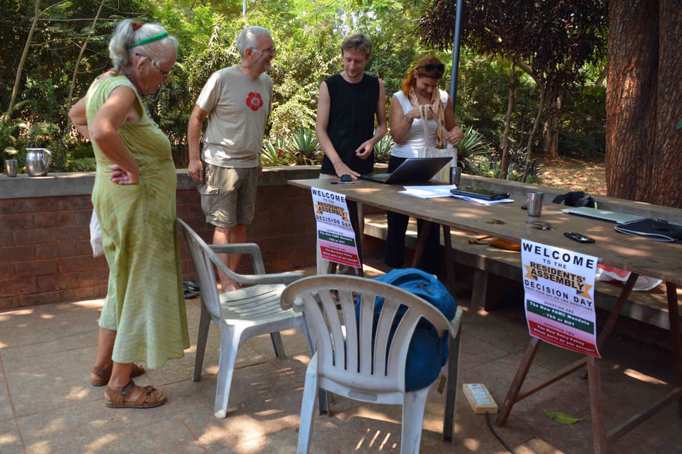 1 The voting at the Solar Kitchen