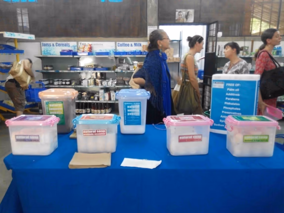 The demonstration table at the PTDC