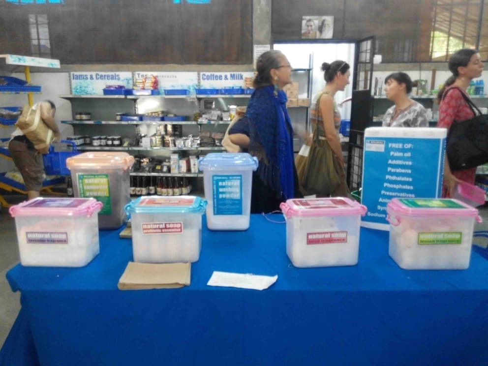 The demonstration table at the PTDC