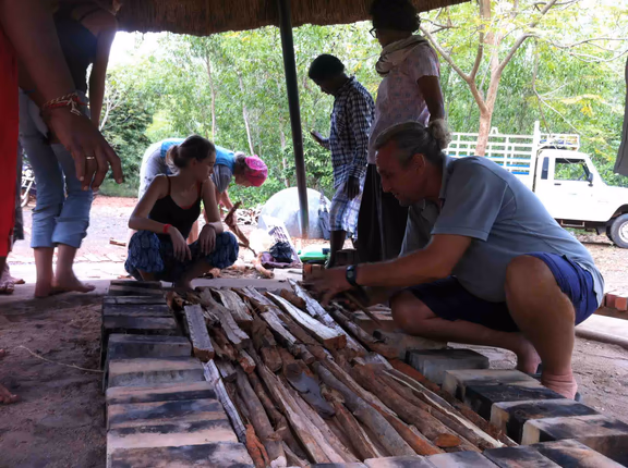 Cremation training: Preparing the base