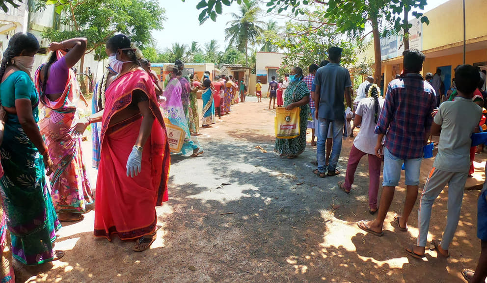 Distribution queues in a village