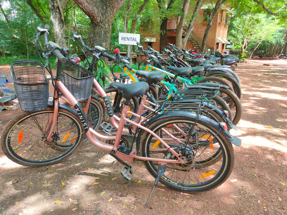E-bicycles for rent at Kinisi