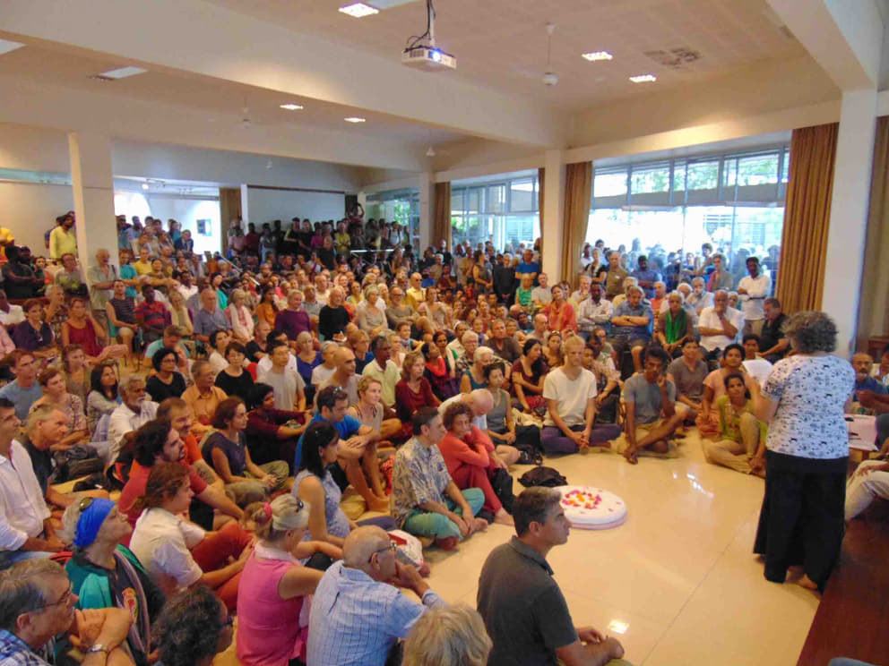 The Pour Tous meeting on December 2nd. The Unity Pavilion was overcrowded. It was the largest meeting ever of this kind in Auroville
