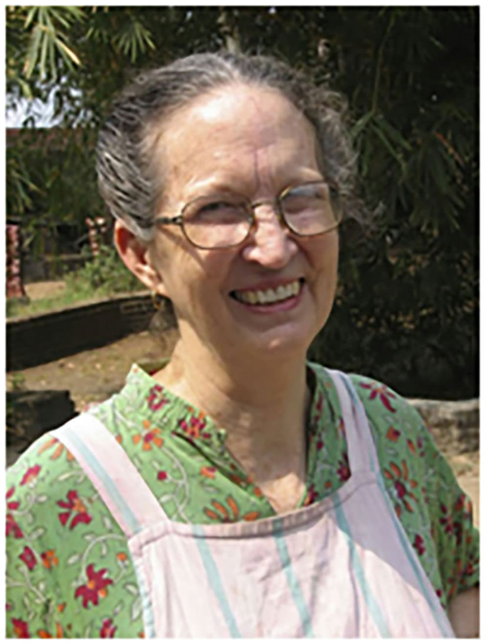 Deborah Smith at Golden Bridge Pottery