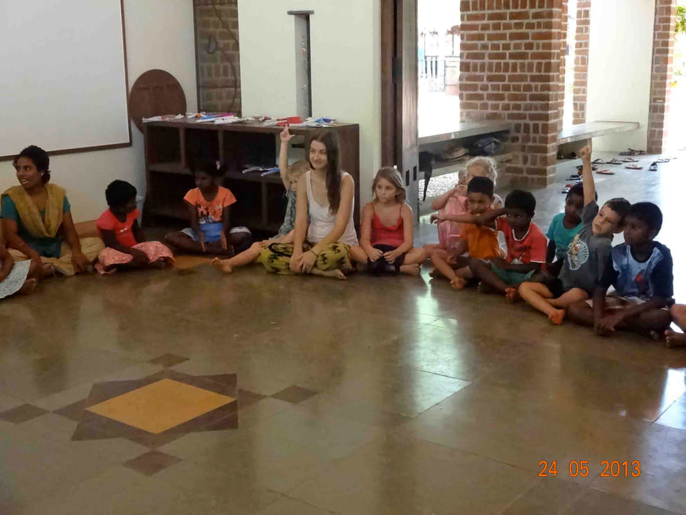 Volunteering at Nandanam school